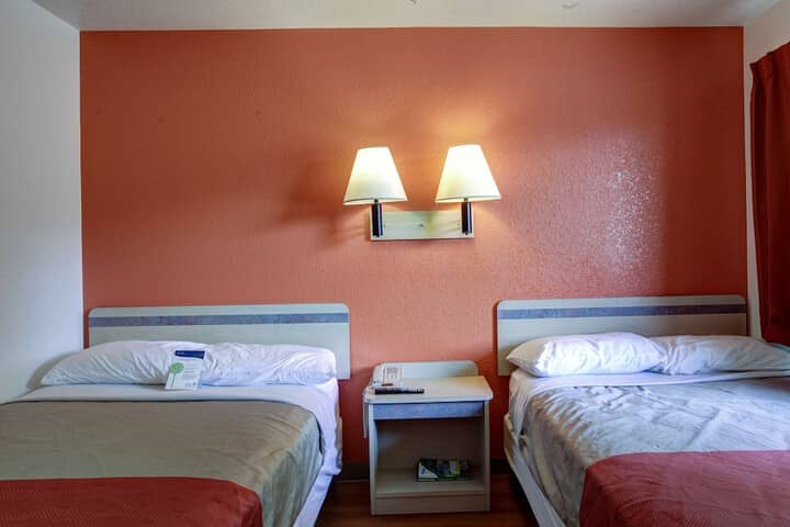 Room 16 of 31